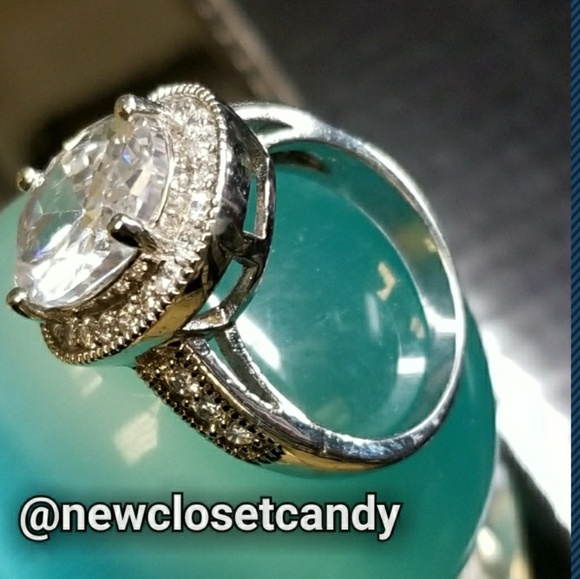 Diamond Synthetic CZ Reflective Ring .925 - Picture 5 of 7